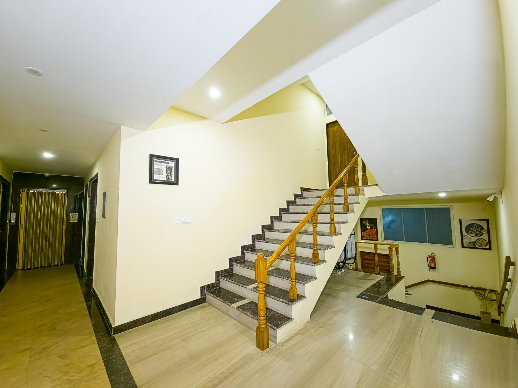 Отель Amritara Ramila Kutir Ayodhya Экстерьер фото