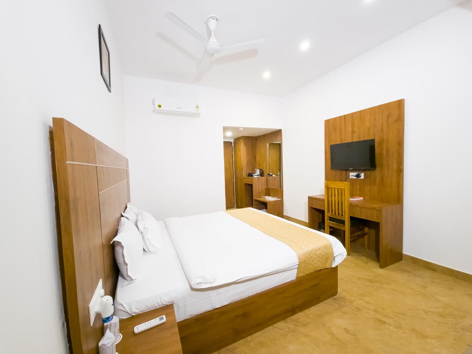 Отель Amritara Ramila Kutir Ayodhya Экстерьер фото